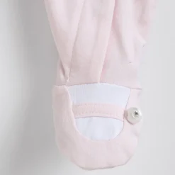 Tutina in cotone leggero, ideale per primavera e autunno, con apertura frontale ed entrogamba